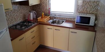 Apartments with parking space Vir - 18407