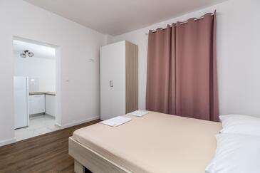 Apartamentos y habitaciones junto al mar Pakostane, Biograd - 18426