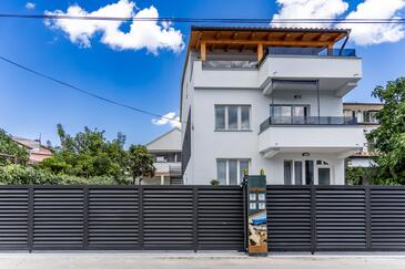 Apartments And Rooms By The Sea Pakoštane, Biograd - 18426 - Biograd na Moru