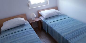 Apartments by the sea Neviđane, Pašman - 18427