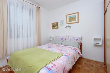 Apartments with parking space Vantačići, Krk - 18476