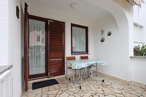 Dwupokojowy apartament Vantacici, Krk (A-18476-a)