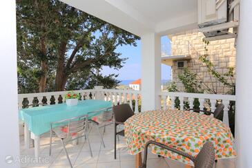 Apartments by the sea Mali Rat, Omiš - 18485