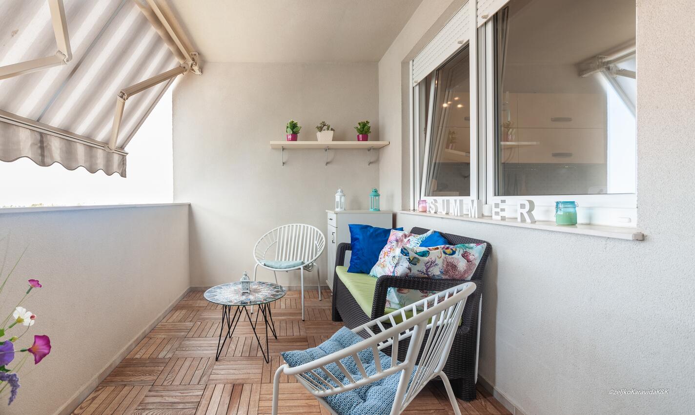 Apartments with parking space Zadar - 18486