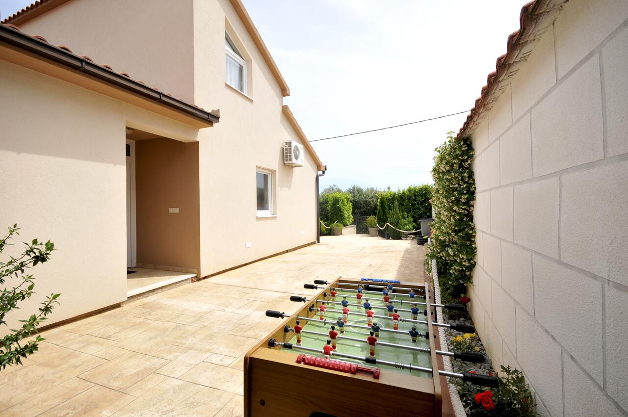 Courtyard - Luxury villa with a swimming pool Plano, Trogir