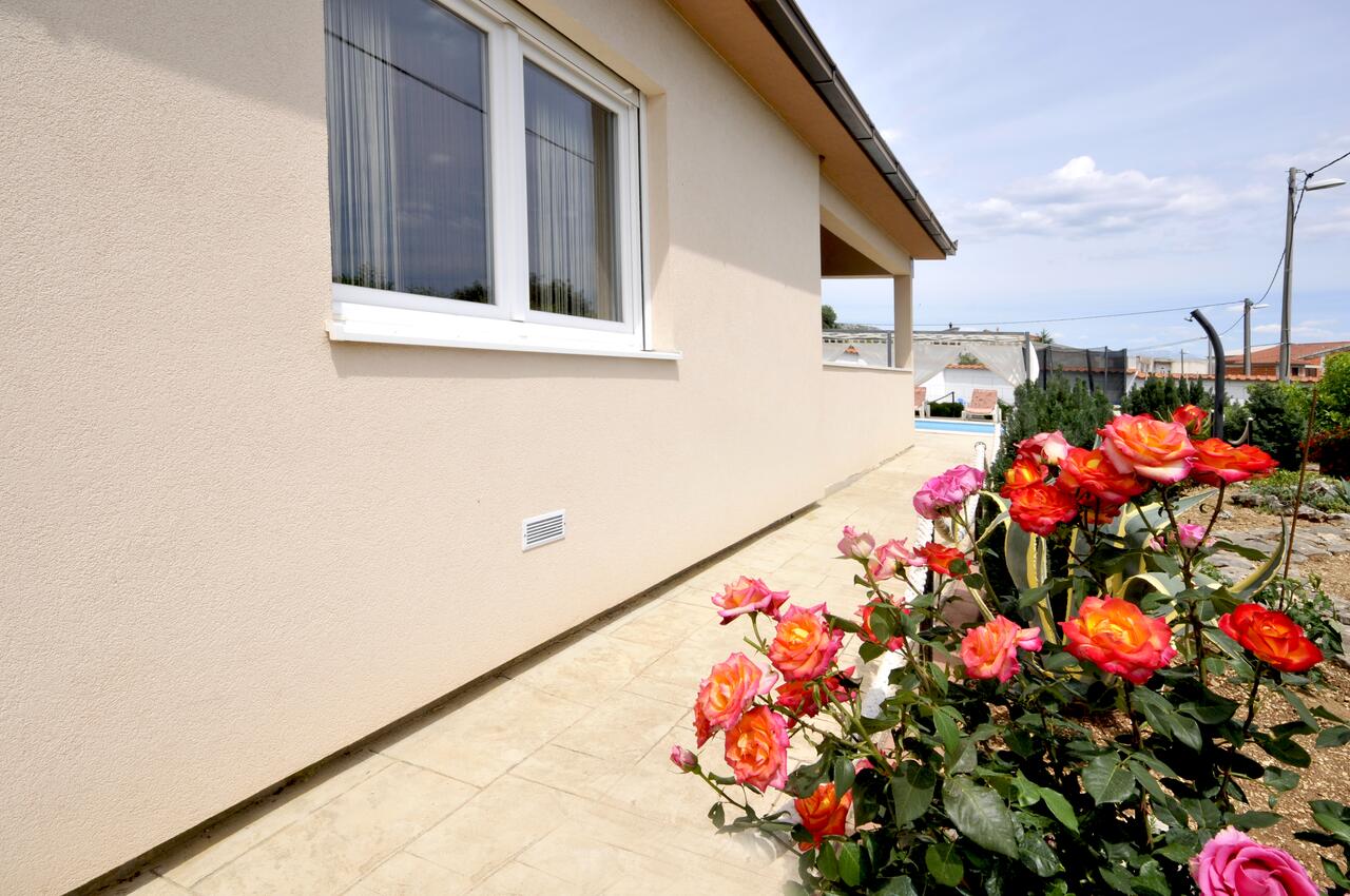 Courtyard - Luxury villa with a swimming pool Plano, Trogir