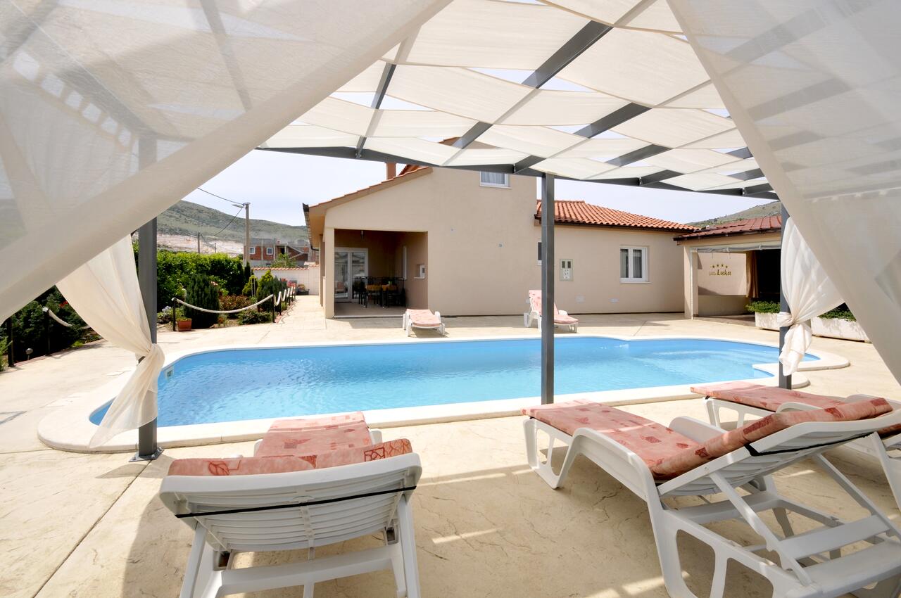 Courtyard - Luxury villa with a swimming pool Plano, Trogir
