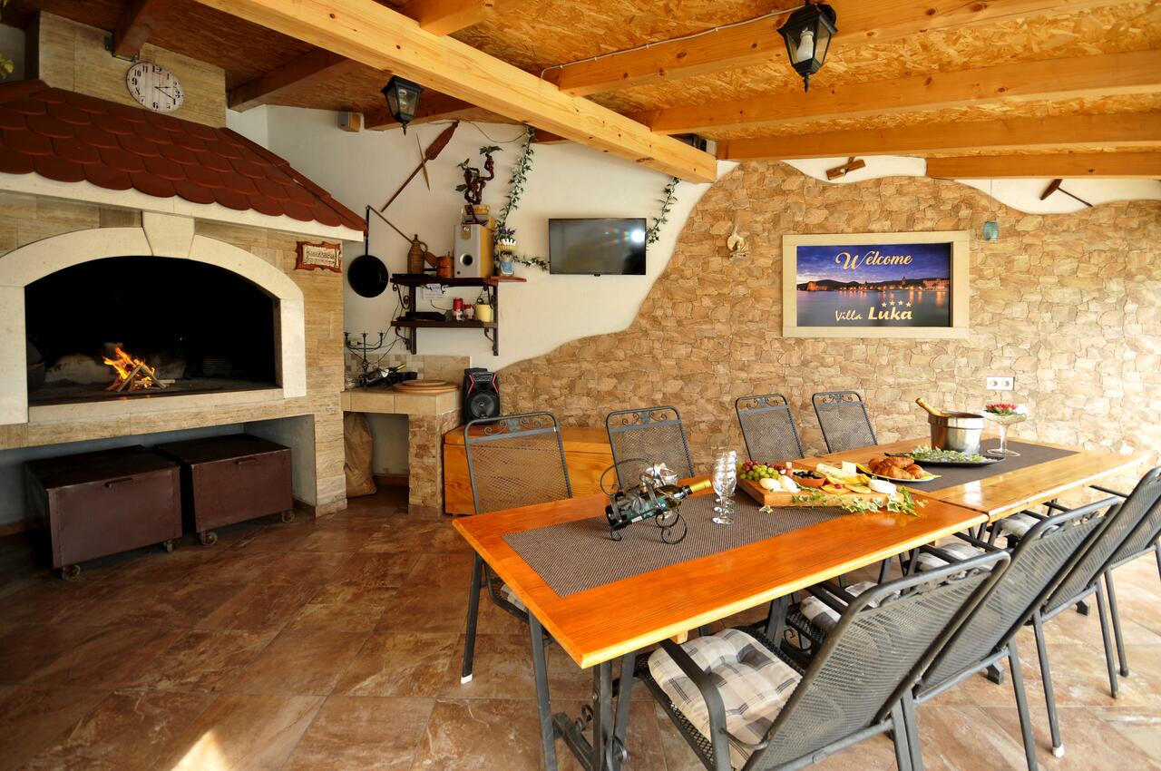 Courtyard - Luxury villa with a swimming pool Plano, Trogir