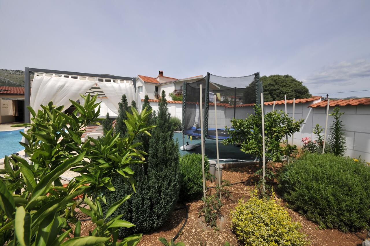 Courtyard - Luxury villa with a swimming pool Plano, Trogir
