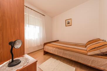 Apartments by the sea Vir - 18516