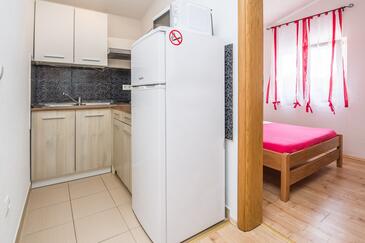 Апартаменты с парковкой Вир - Vir - 18518