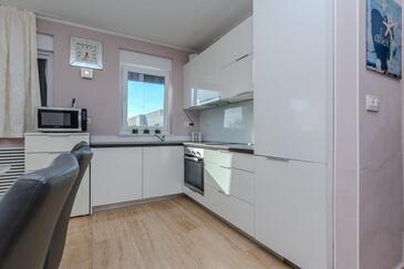 Apartmány s parkovištěm Vir - 18519
