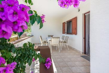 Apartament cu două camere Vir (A-18527-a)