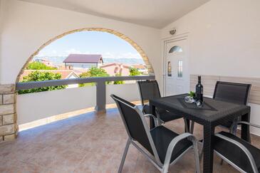 Apartmány s parkovištěm Vir - 18540 Adriatic.hr
