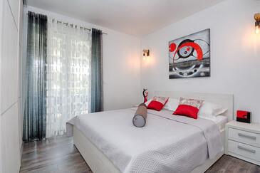 Appartamenti con piscina per famiglie Vir - Cosiacco - Vir - Kozjak, Puntadura - Vir - 18542