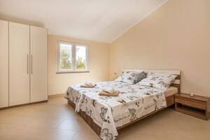 Studio flat Vir (AS-18561-c)