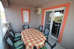 Dvosobni apartman Vir (A-18562-b)