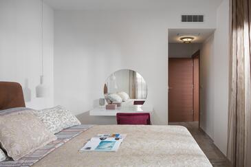 Lyxvilla med pool Vir - 18568