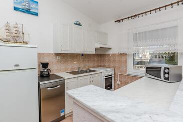 Apartmani s parkingom Vir - 18569