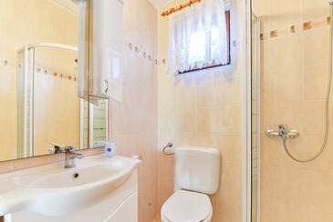 Apartments with terrace Vir, North Dalmatia