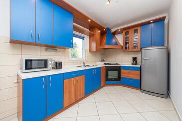 Apartments by the sea Vir - Lozice, Vir - 18576