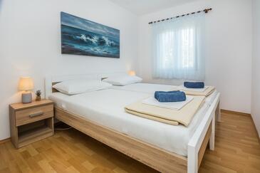 Apartments by the sea Vir - 18586