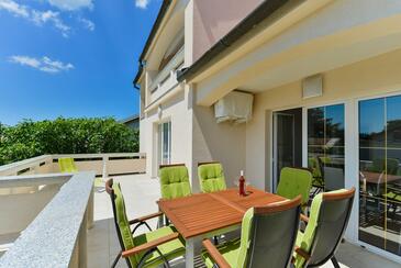 Apartmani s parkingom Vir - 18592