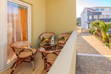 Apartments by the sea Vir - Lozice, Vir - 18593