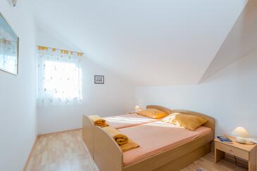 Apartments by the sea Vir - 18603