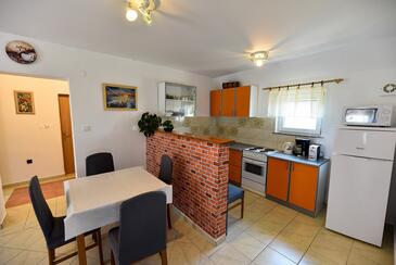 Apartmani s parkingom Vir - 18605