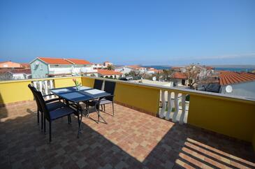 Apartmány s parkovištěm Vir - 18607 Adriatic.hr
