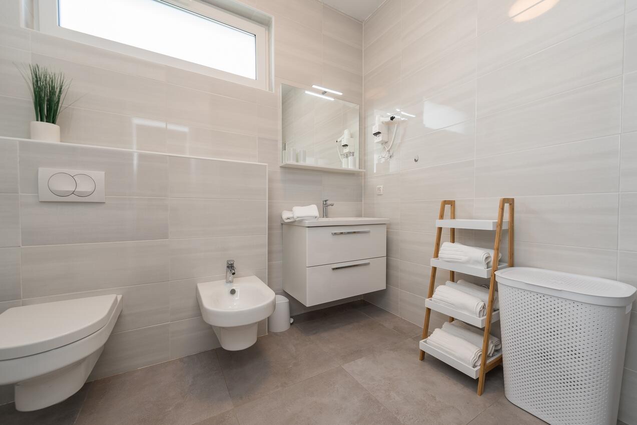 K-18616 - Cazare particulară - Vilă de lux cu piscină Vir