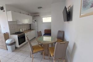 Apartament cu două camere Zivogosce - Mala Duba, Makarska (A-18626-b)