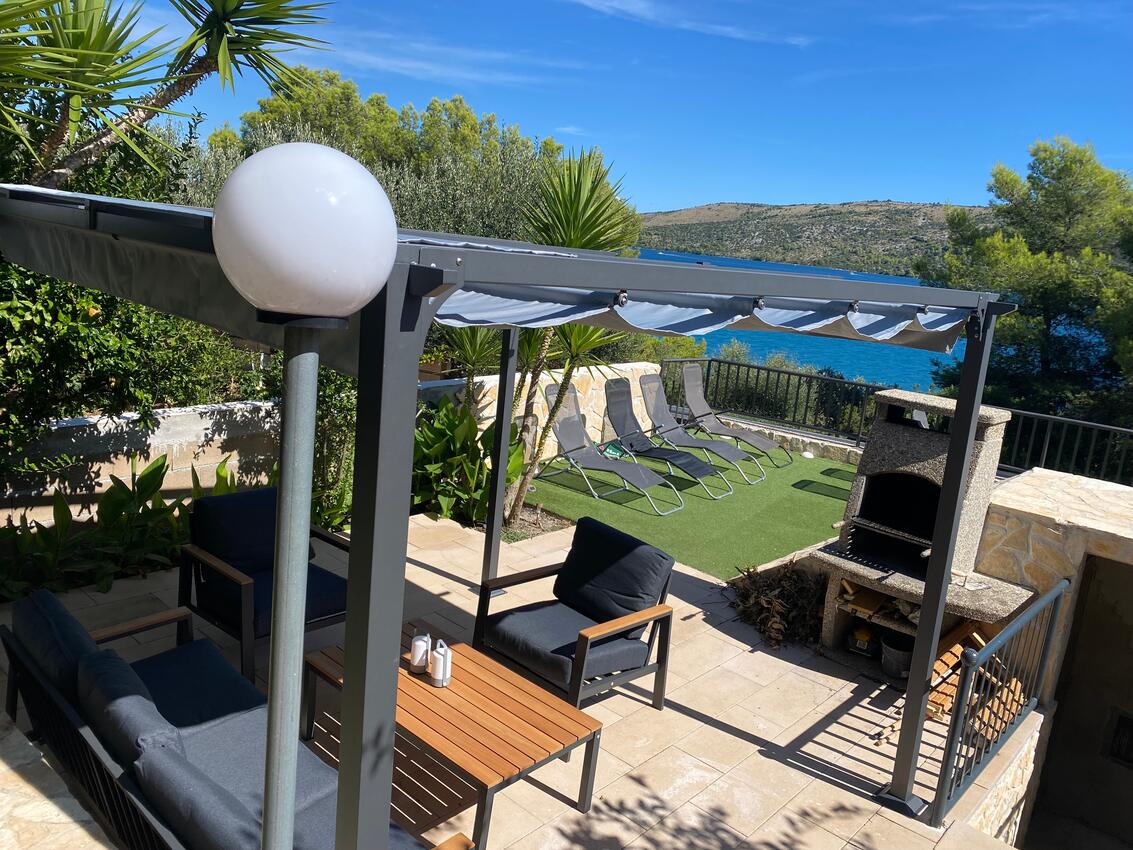 Ferienwohnungen am Meer mit Pool Poljica, Trogir - 18634