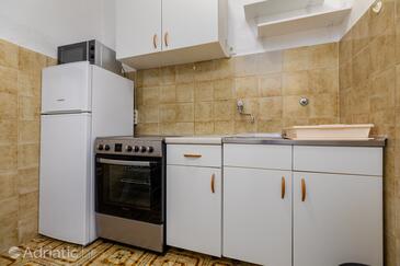 Apartments by the sea Lokva Rogoznica, Omiš - 18638