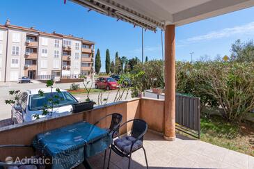 Apartments with parking space Fažana - 18639