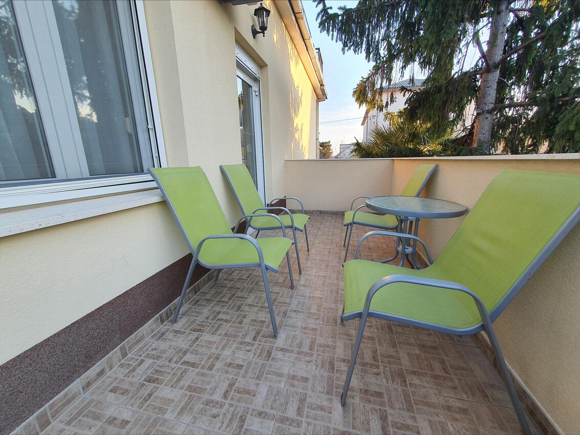 Family-friendly apartments with swimming pools Kaštel Novi, Kaštela - 18645