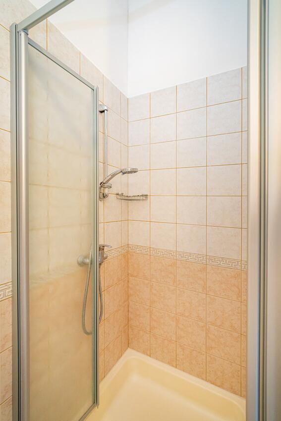 A-18652-a - Privatni smještaj - Apartmani uz more Privlaka, Zadar