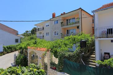 Apartments By The Sea Arbanija, ČIovo - 18661 - Trogir