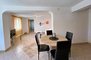 Apartmaji s parkingom Polje, Krk - 18669