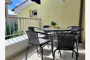 Two bedroom apartment Šilo Two bedroom apartment Šilo, Krk (A-18678-b)