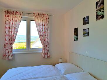 Apartmaji za družine z otroki Šilo, Krk - 18685