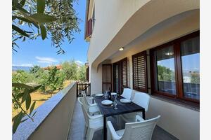 Two bedroom apartment Šilo, Krk (A-18692-b(