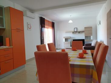 Apartamente cu parcare Silo, Krk - 18705
