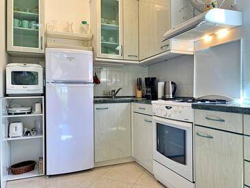 Apartments with parking space Šilo, Krk - 18706