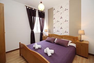 Apartmani s parkingom Baška, Krk - 18716