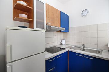 Apartmaji s parkingom Baška, Krk - 18716