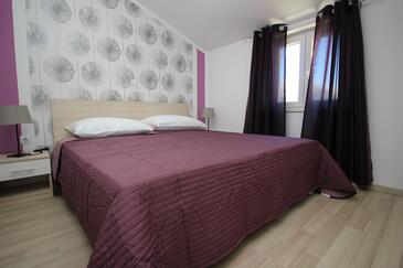 Apartments with swimming pool Baška, Krk - 18733