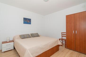 Apartmanok parkolóhellyel Mandre, Pag - 18748