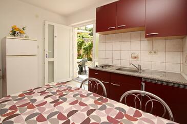 Apartments with parking space Šilo, Krk - 18751